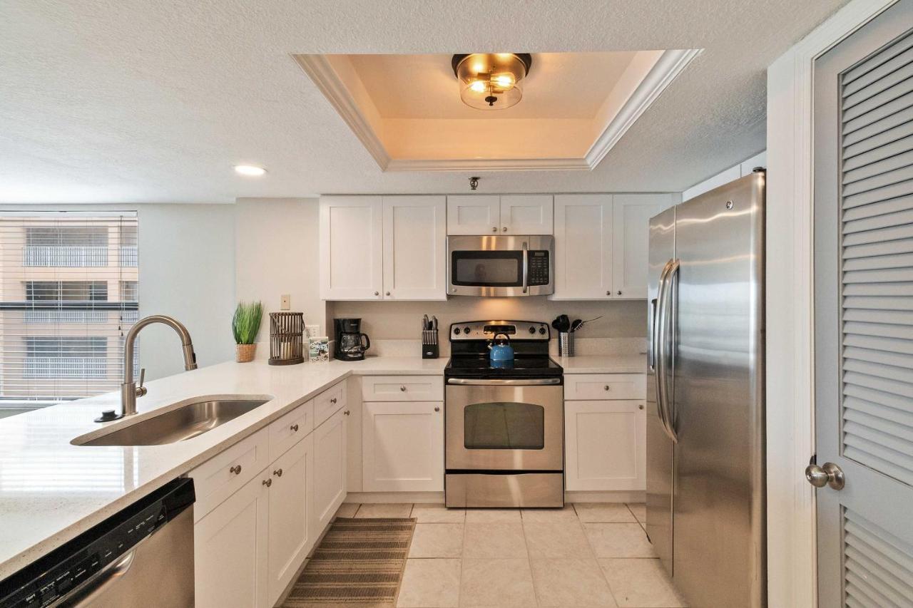 301 Beach Place Condos St. Pete Beach Exterior foto